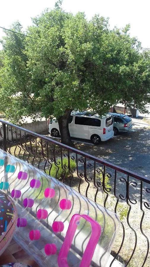 Apartments Vrsa Seline