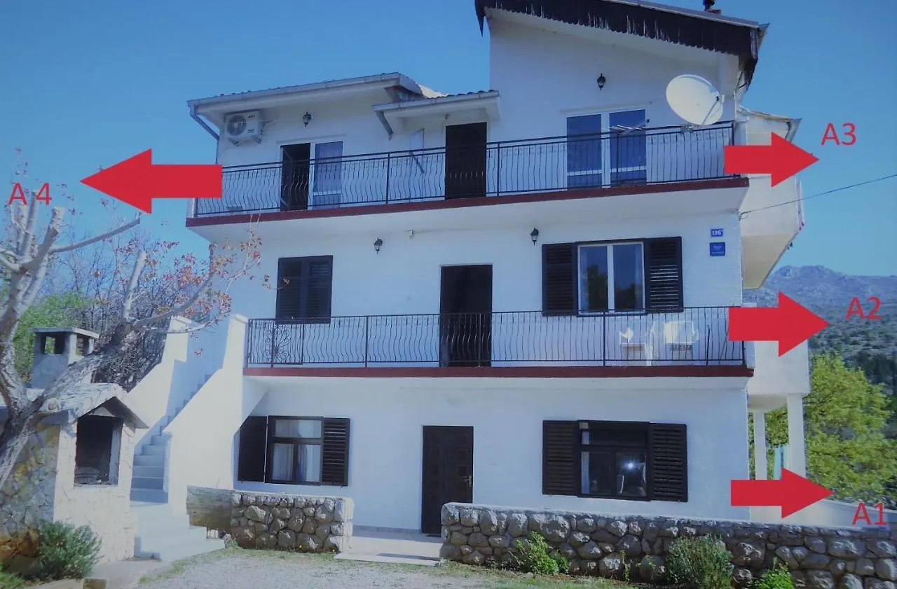 Apartments Vrsa Seline