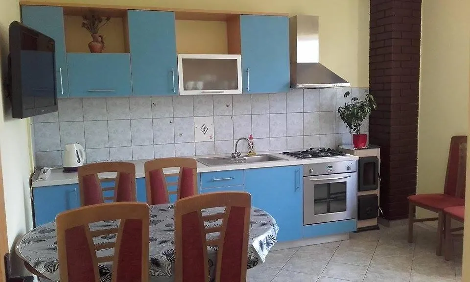 Apartments Vrsa Seline