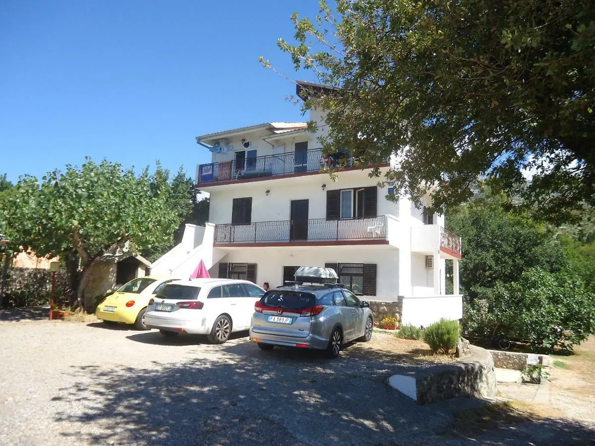 Apartments Vrsa Seline